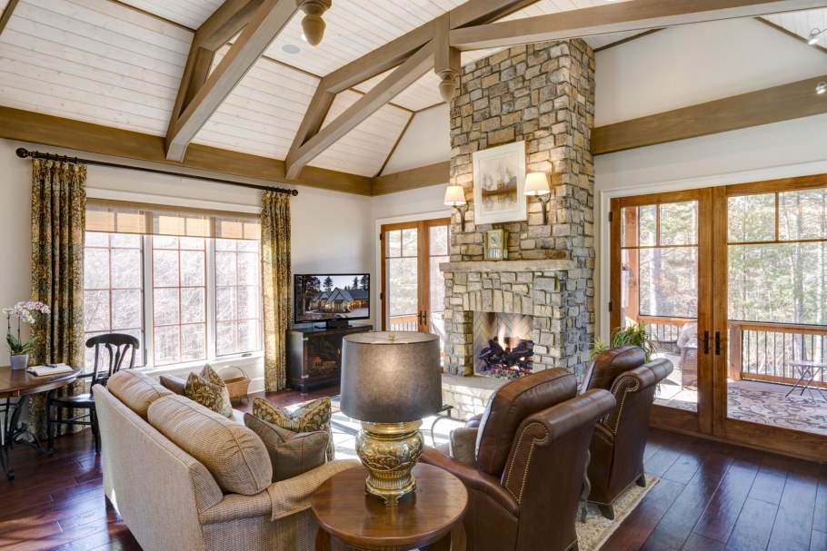 Интерьер загородного дома пустой