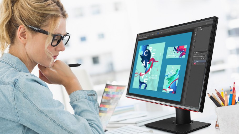 Стол графического дизайнера