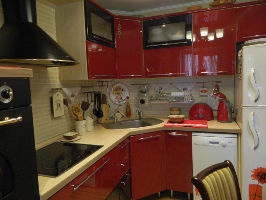 Кухня в маленькой квартире