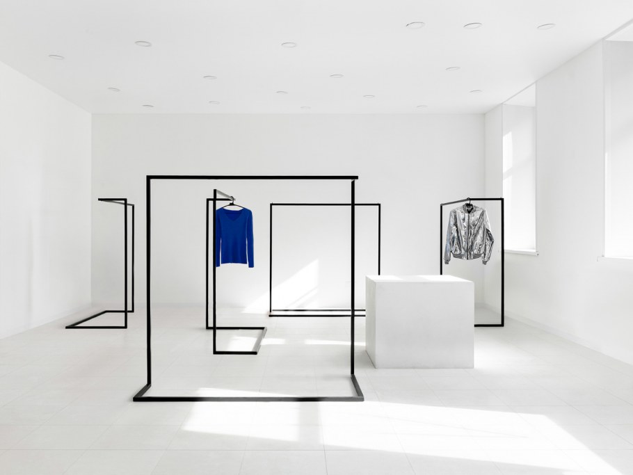 Спроектировать интерьер