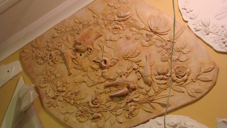 Реставратор лепнины