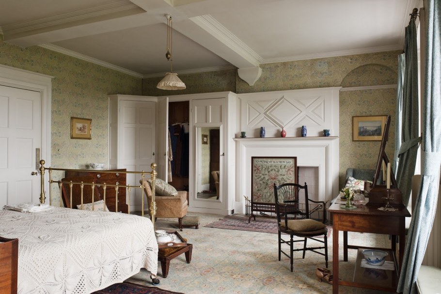 Спальня в стиле Уильяма Морриса
