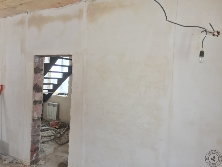 Механизированная штукатурка потолка