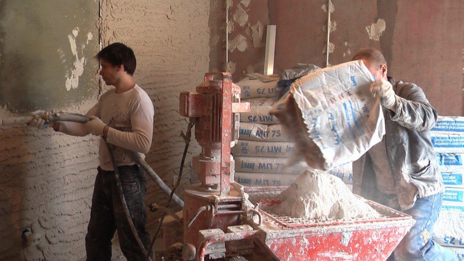 Механизированная штукатурка цементная