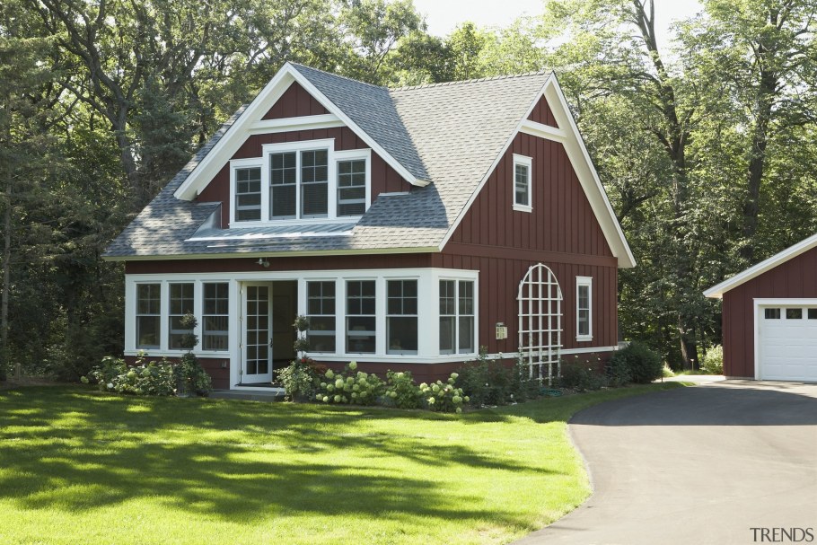 Маленький домик фасад