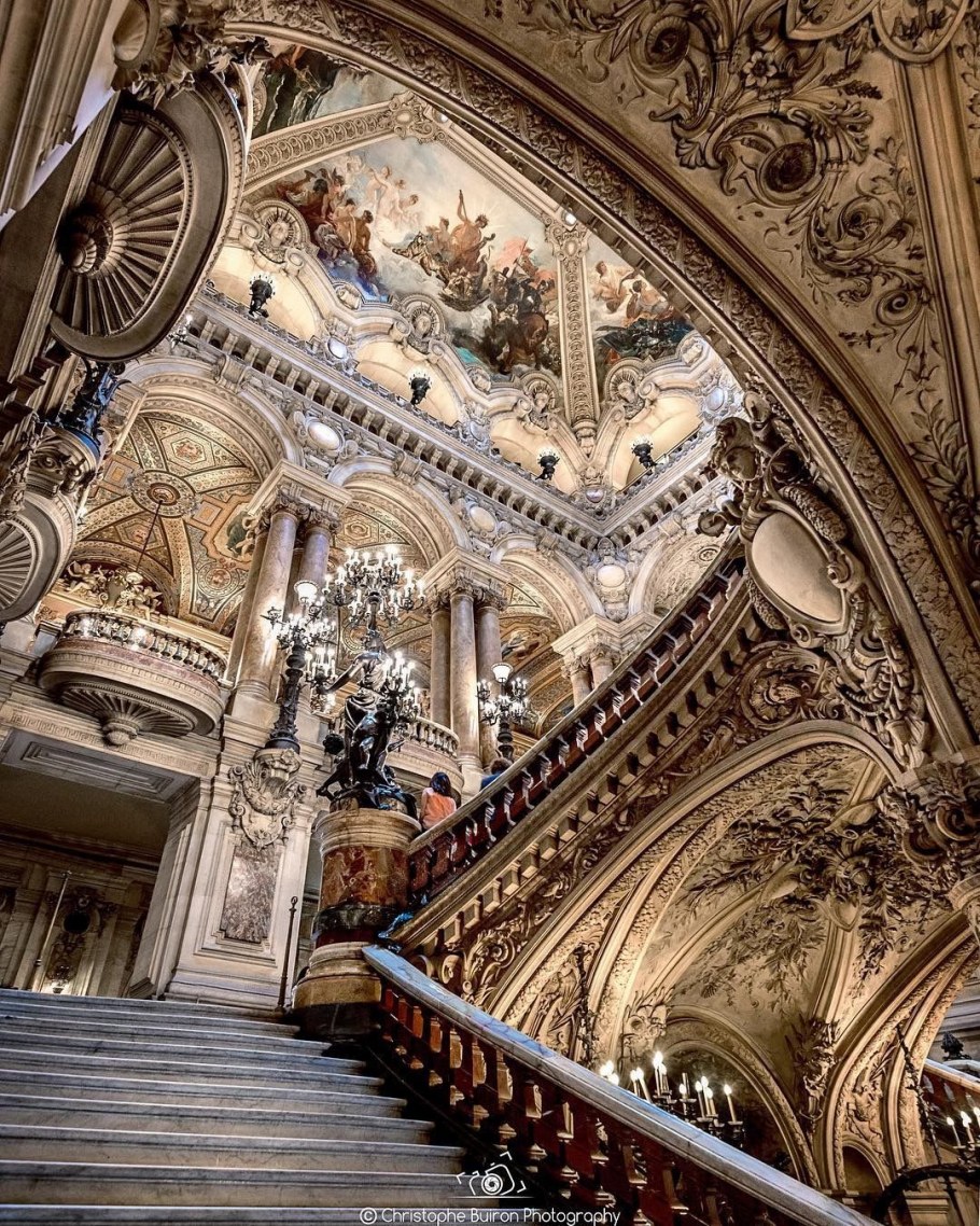 Букингемский дворец бассейн