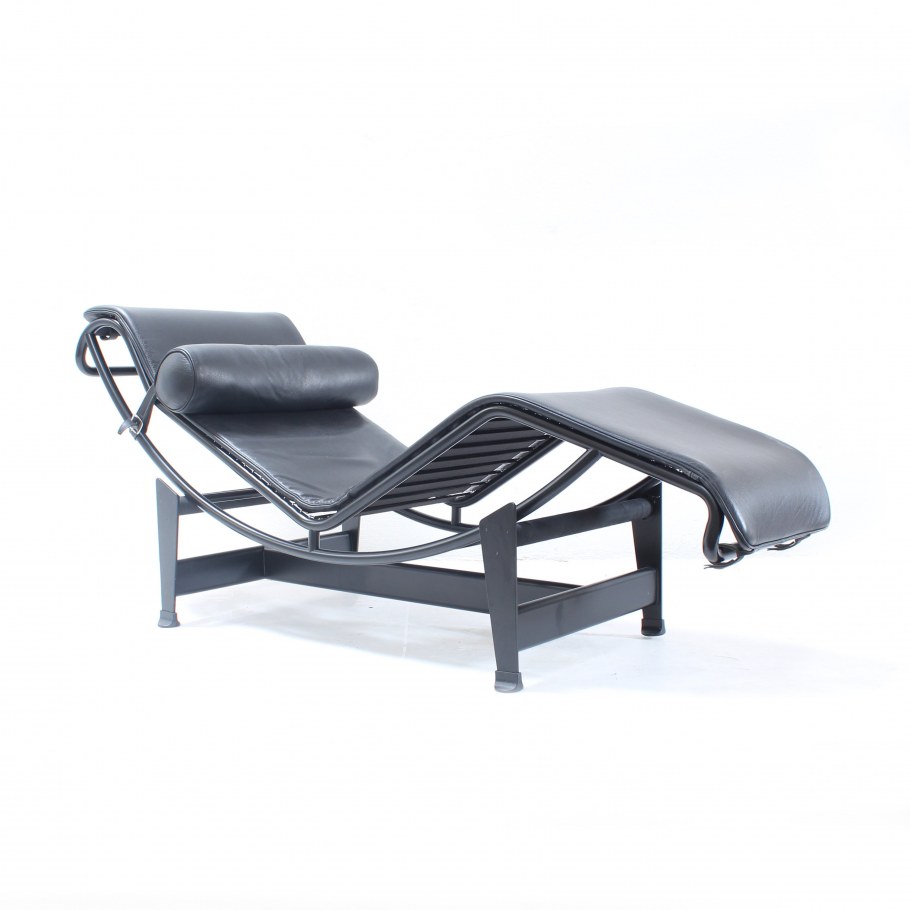 Шезлонг Ле Корбюзье