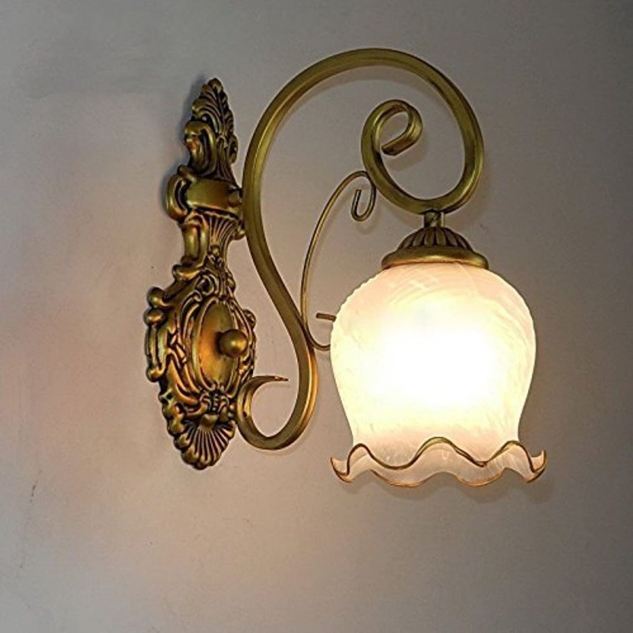 Лампа светильник из старинных вещей