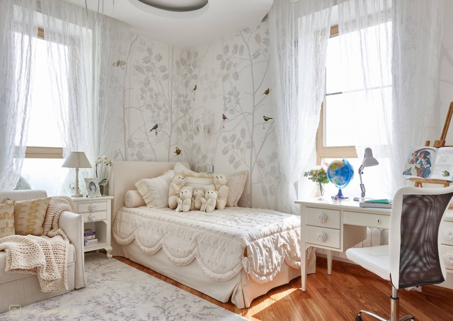 Светлая детская комната