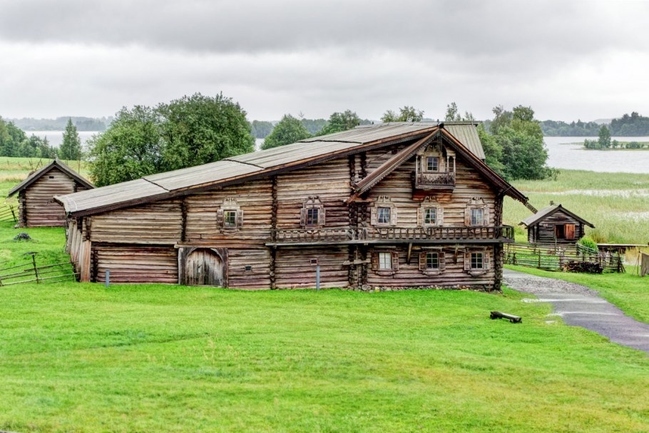 Мартен Дмитрий Эмильевич