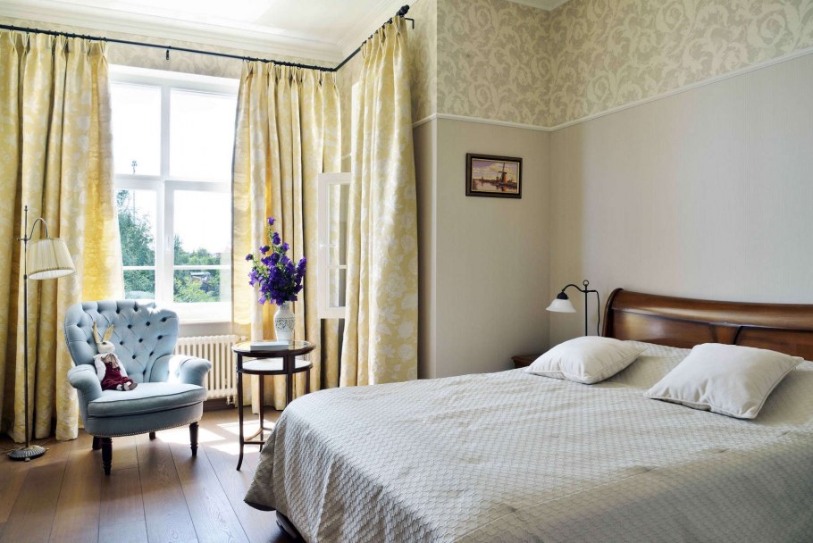 Обычная спальня в доме