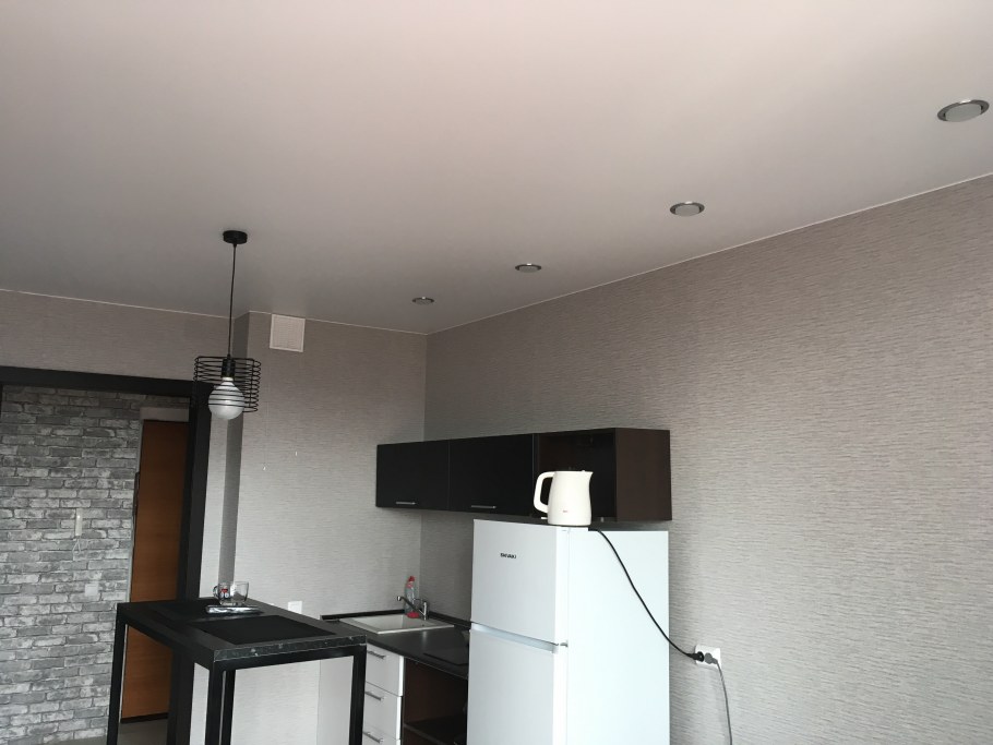 Абрикос натяжные потолки