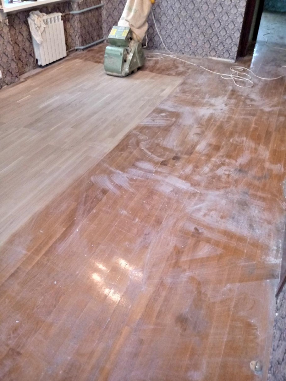 Как покрыть лаком паркетную доску после циклевки