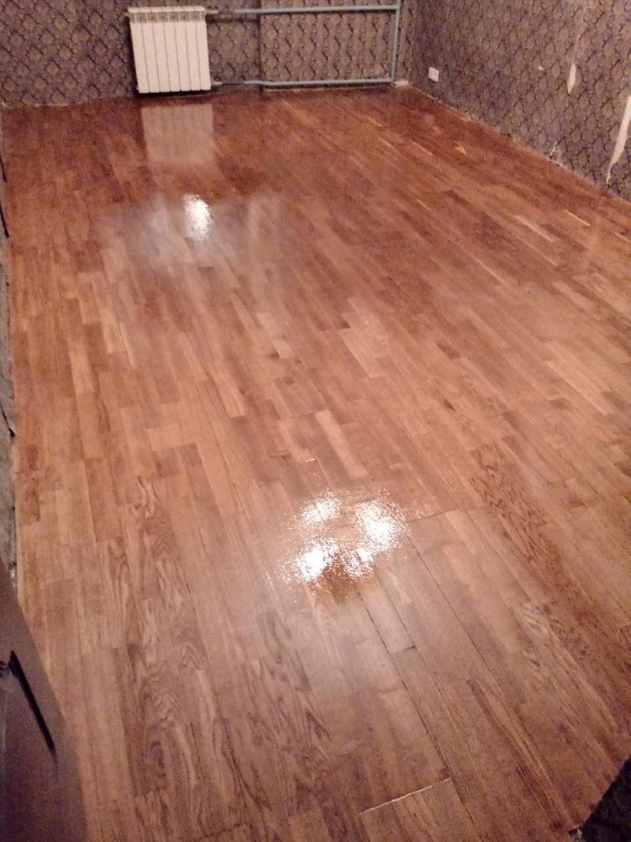 Циклевка пола и покрытие лаком 20кв.м