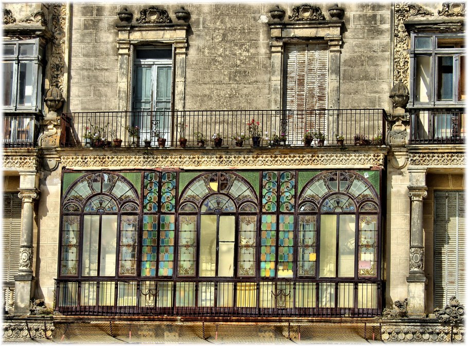 Балкон фасад