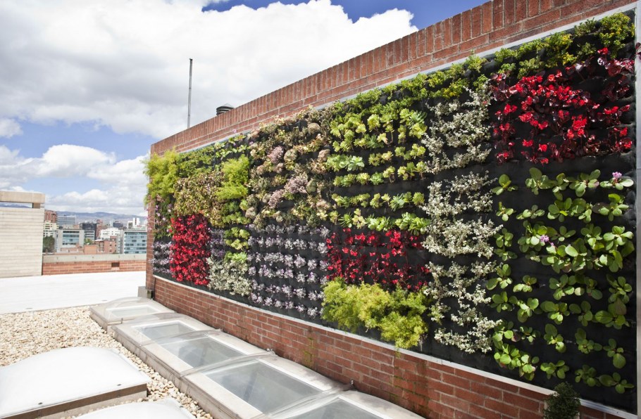 Вертикальное Озеленение в габионах