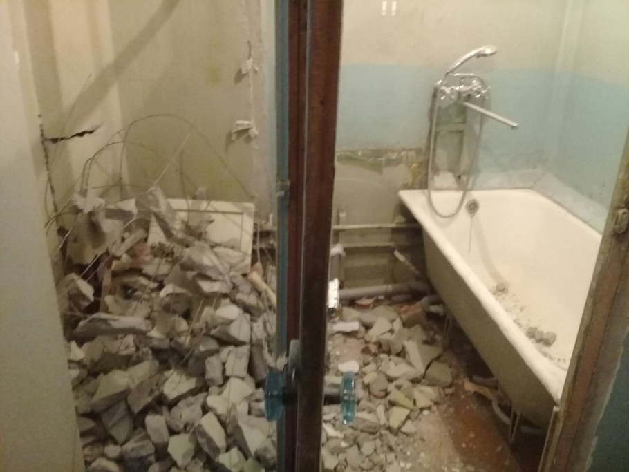 Объединение ванной и туалета в панельном доме
