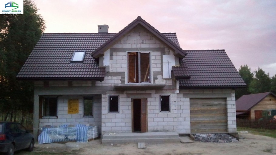 Дом из пеноблоков с гаражом