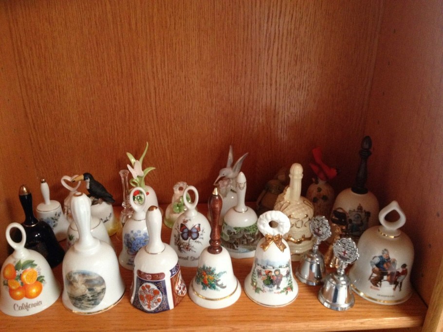 Полка для колокольчиков