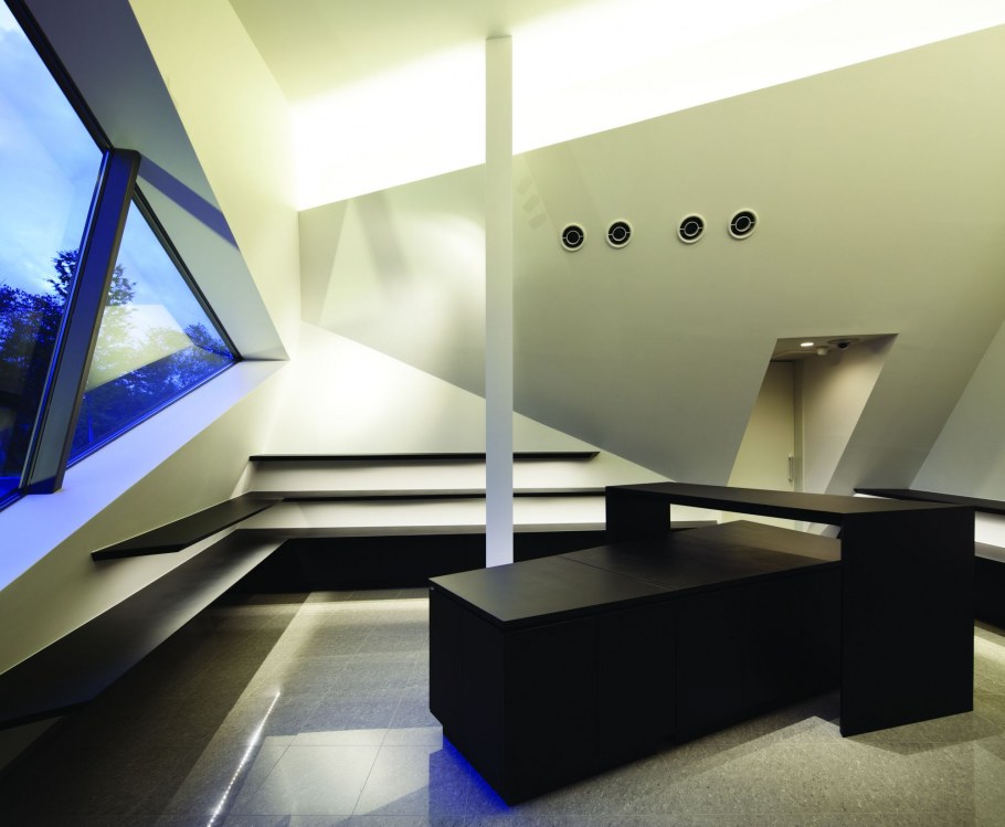 Интерьер в стиле Деконструктивизм