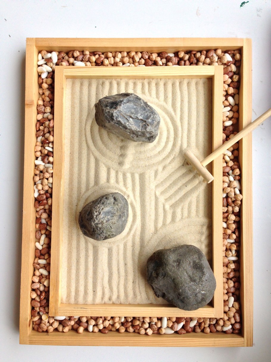 Японский сад камней в миниатюре