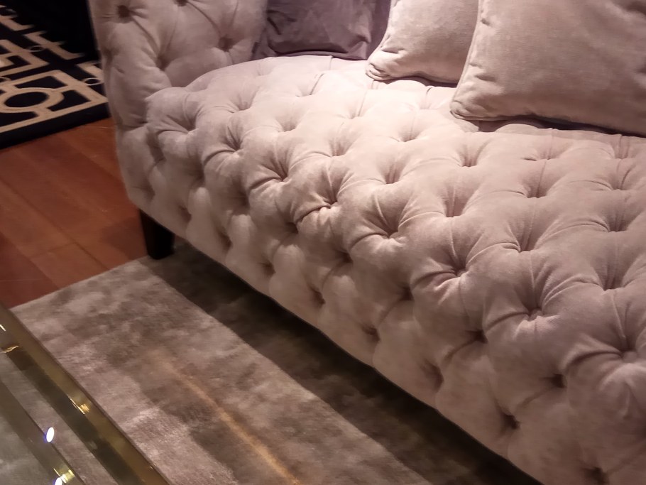 Диван с ромбами утяжка