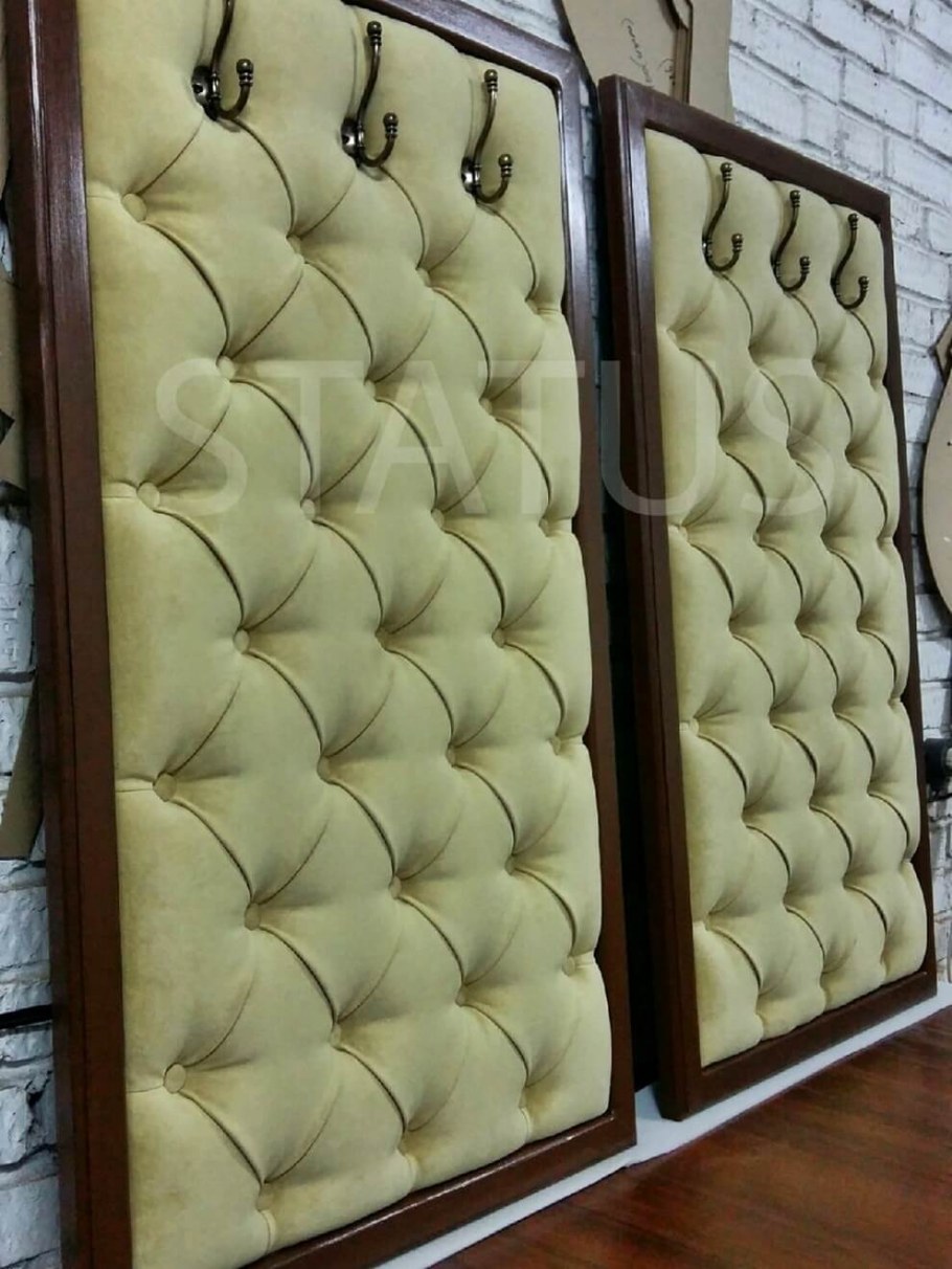 Обтяжка мебели каретной стяжкой вешалки в прихожую