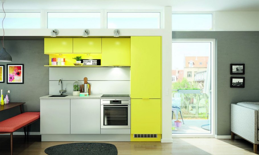 Современная удобная кухня