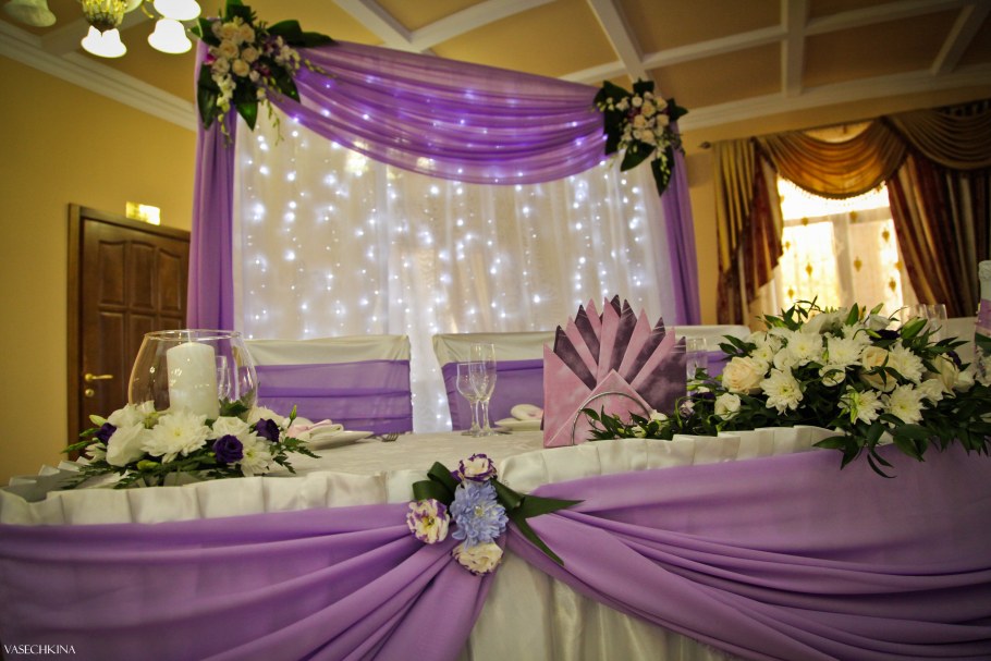 Декор в фиолетовых тонах