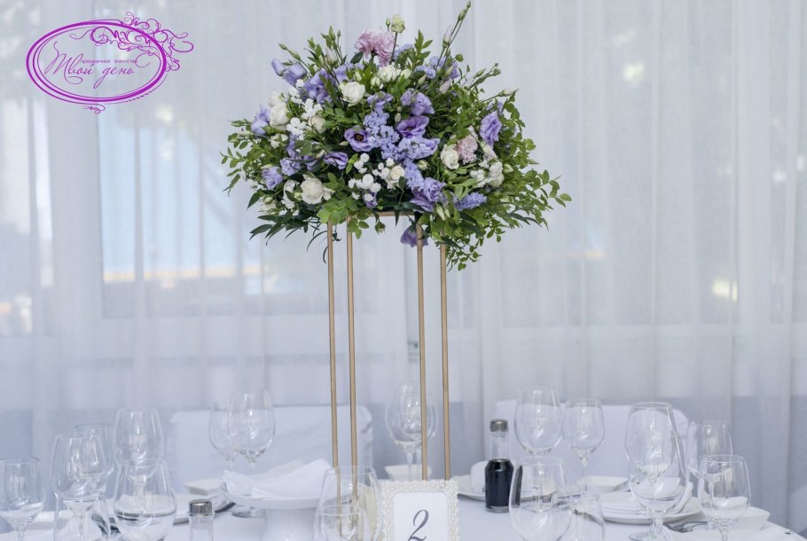 Украшение свадеб фиолетовые с белым буфетом