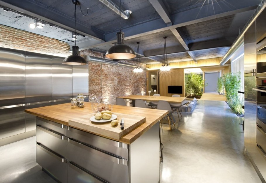 Потолок в стиле лофт