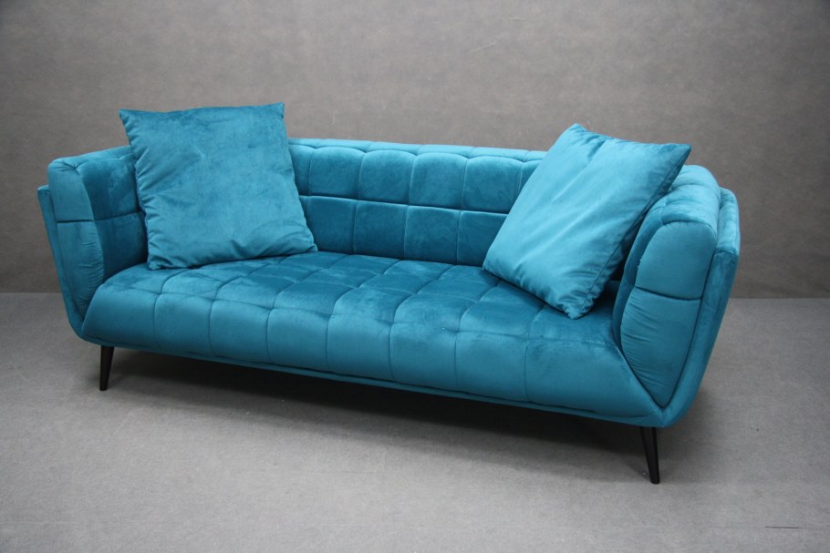 Дизайнерские маленькие диваны