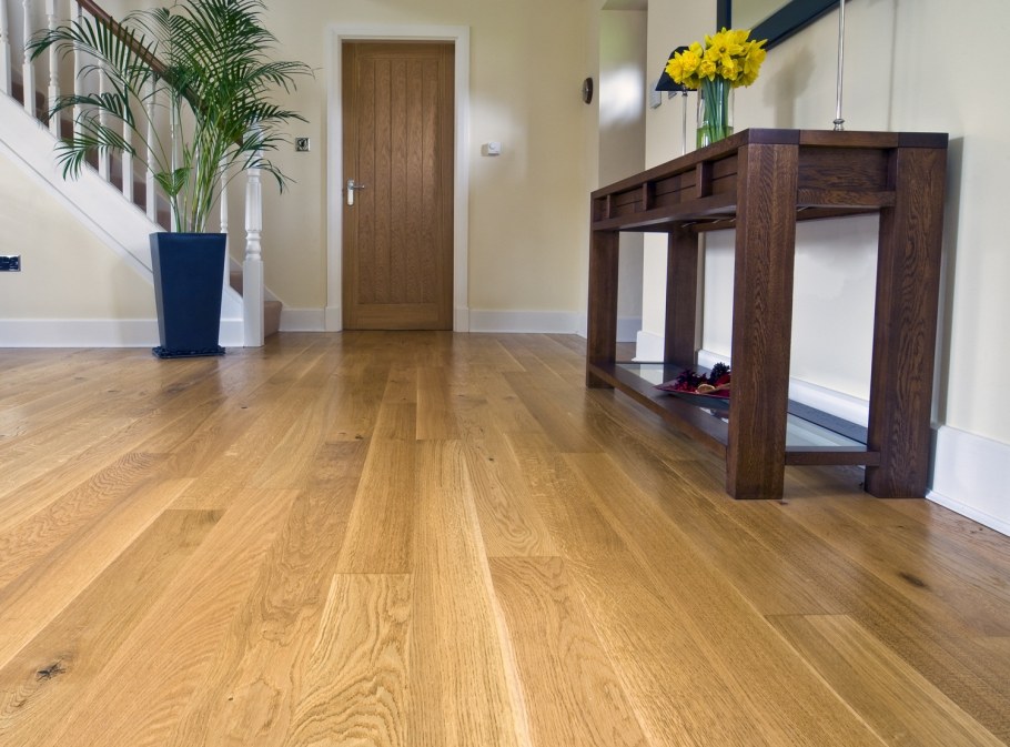 Пол из лиственницы в интерьере