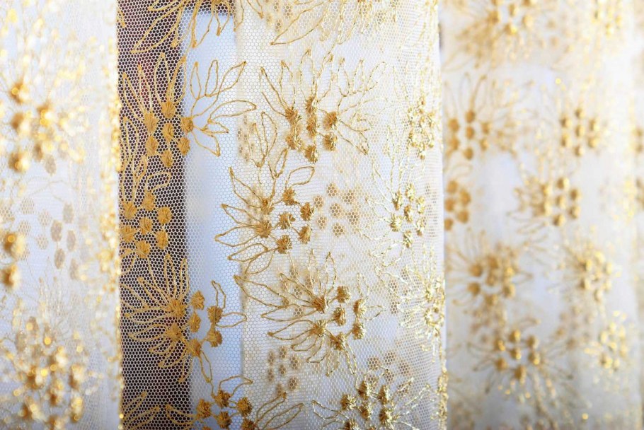 Ткань для штор вышитая сеточка в интерьере