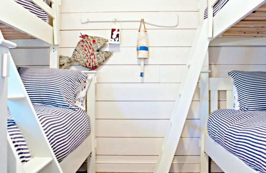 Синие двери в интерьере