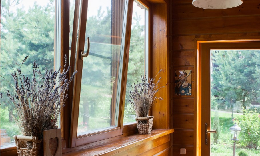 Деревянные окна из лиственницы