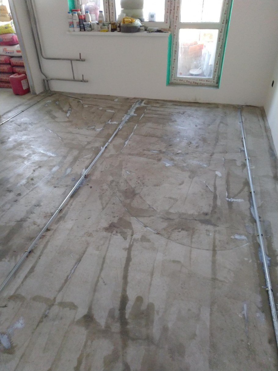 Самовыравнивающийся наливной пол Быстропол