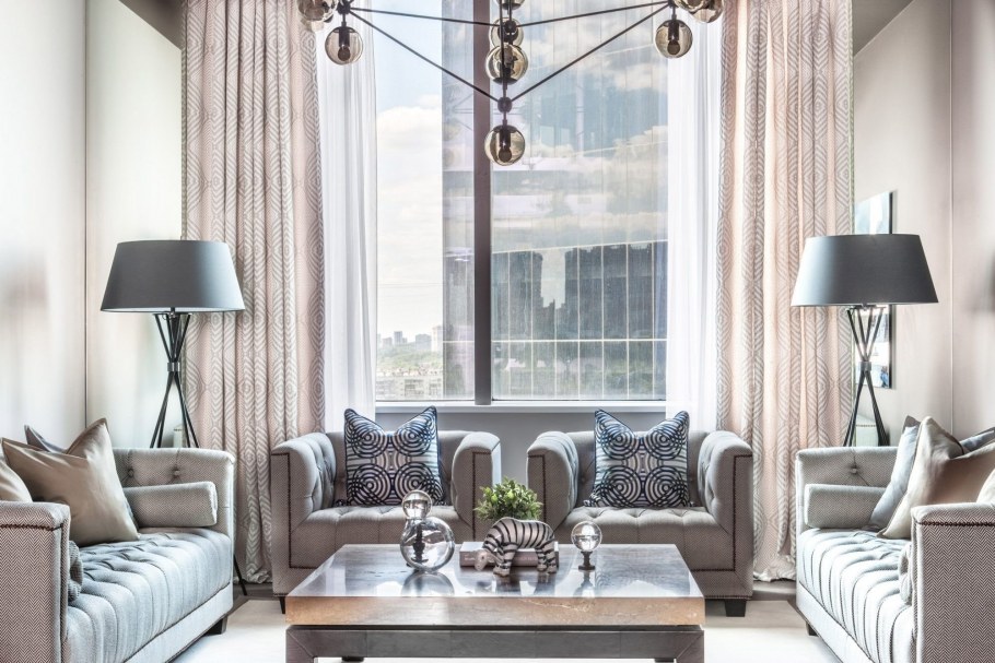 Симметрия в интерьере гостиной