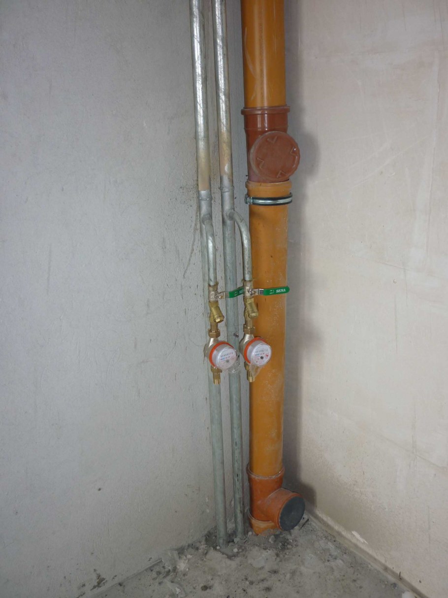 Стояковые трубы в квартире