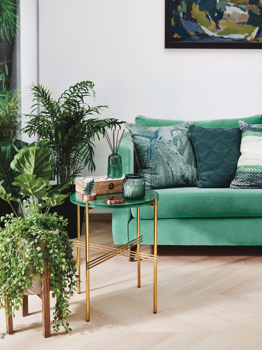 Бирюзовые украшения в квартиру