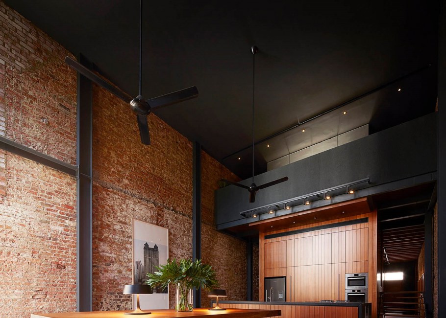 Бетонный потолок