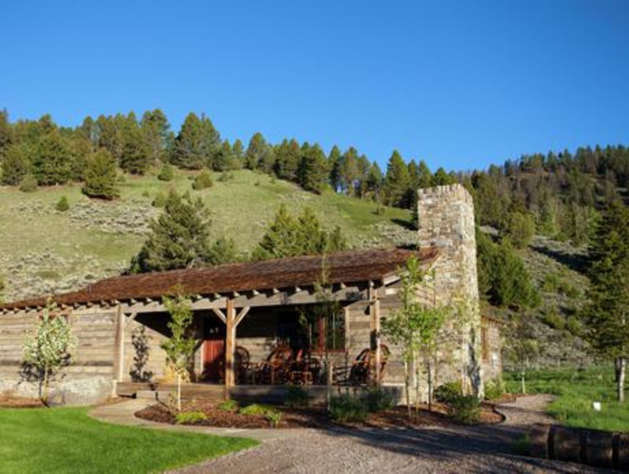 Ресторан в стиле ранчо