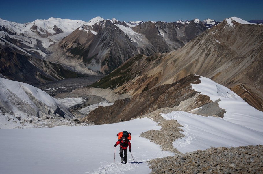 Мраморная стена вершина