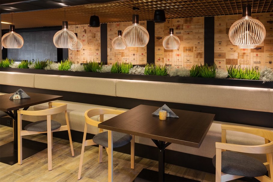 Интерьер кафе