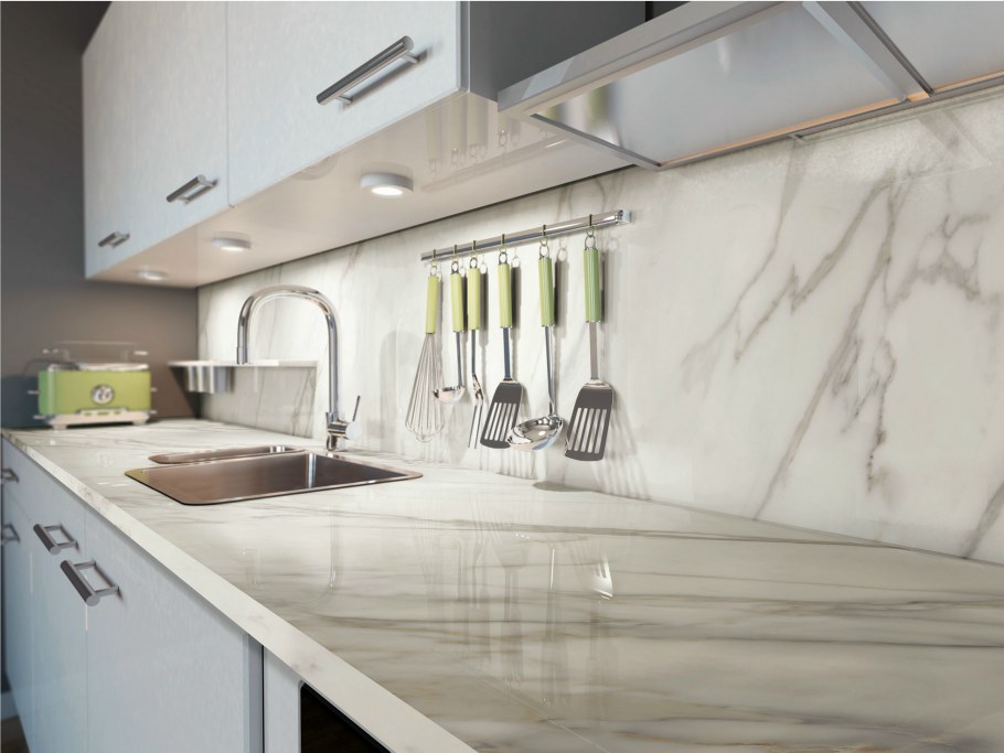 Столешница из стекла для кухни