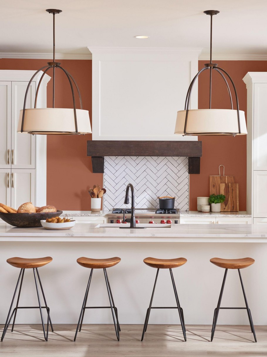 Гостиная в коралловых тонах