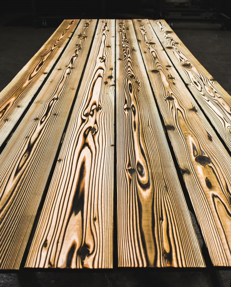 Отделка стен в стиле Шале