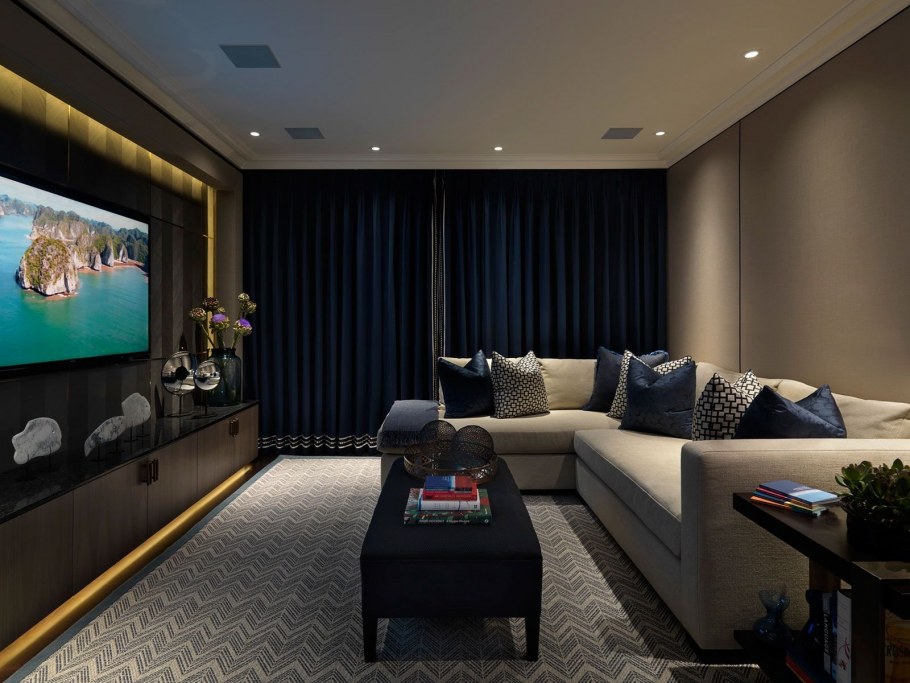 Диван для домашнего кинотеатра