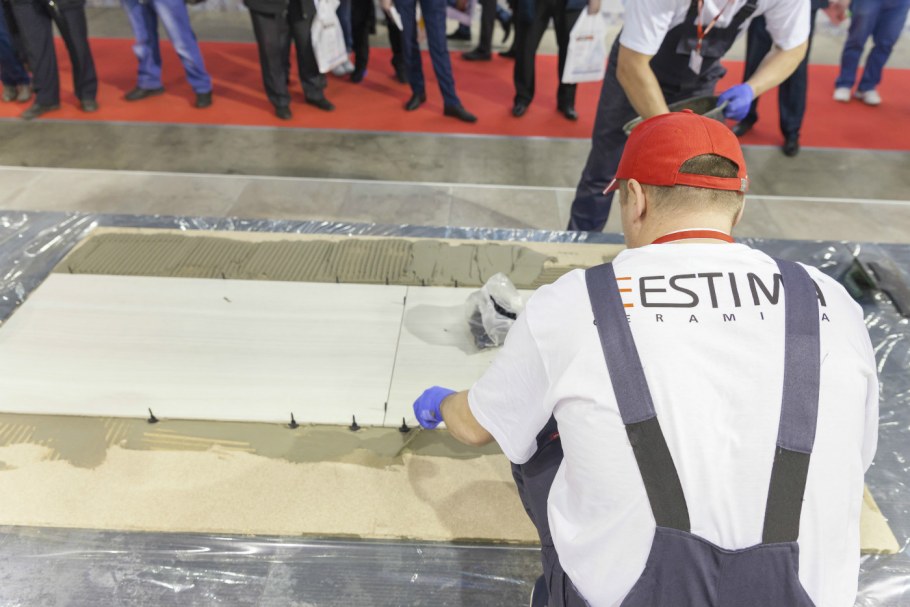 Столешница из керамогранита