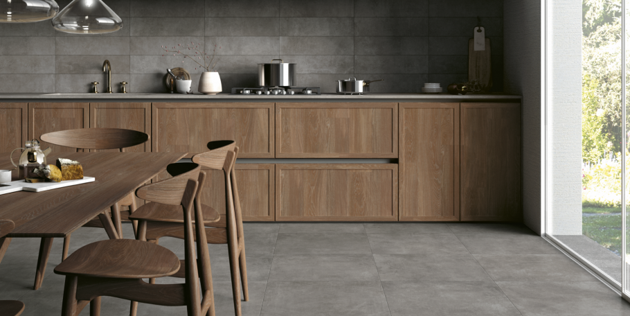 Укладка керамогранита на фартук кухни